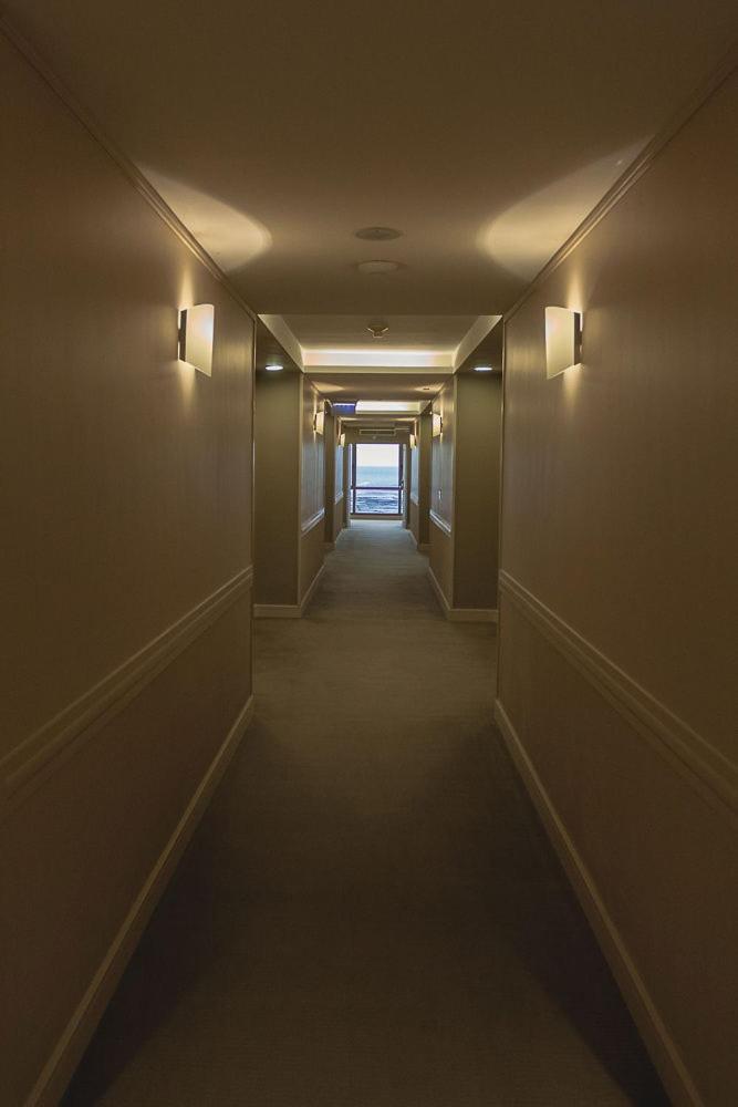 Austral Plaza Hotel Comodoro Rivadavia Exterior photo
