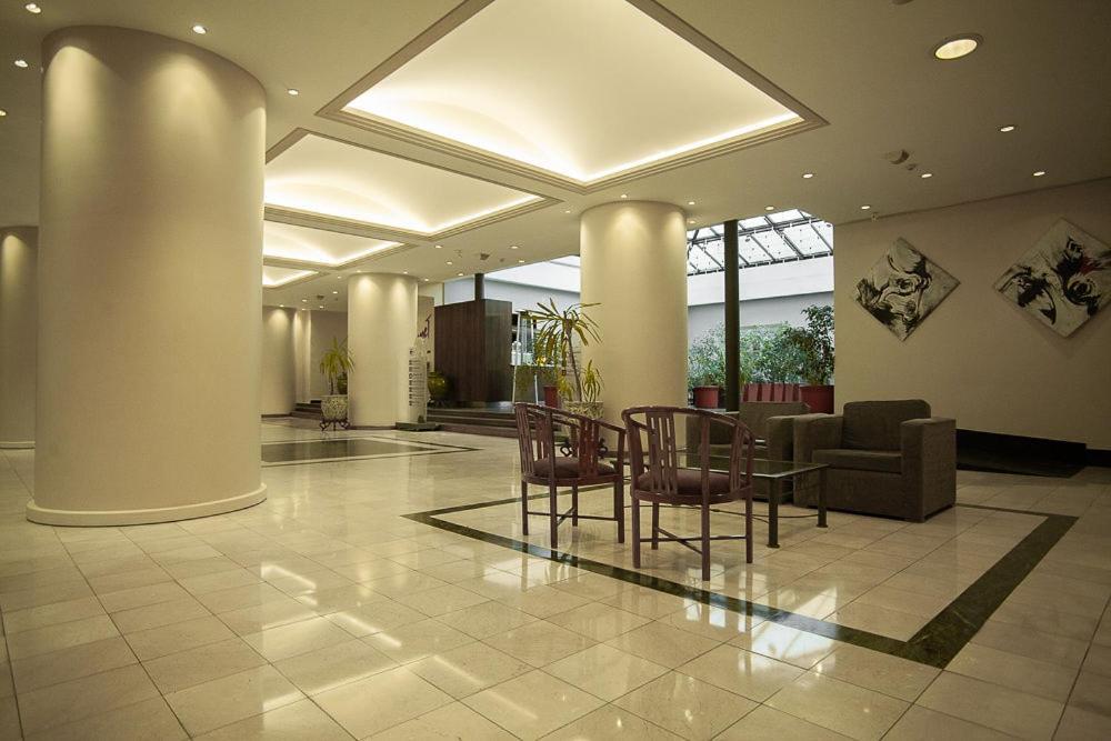 Austral Plaza Hotel Comodoro Rivadavia Exterior photo