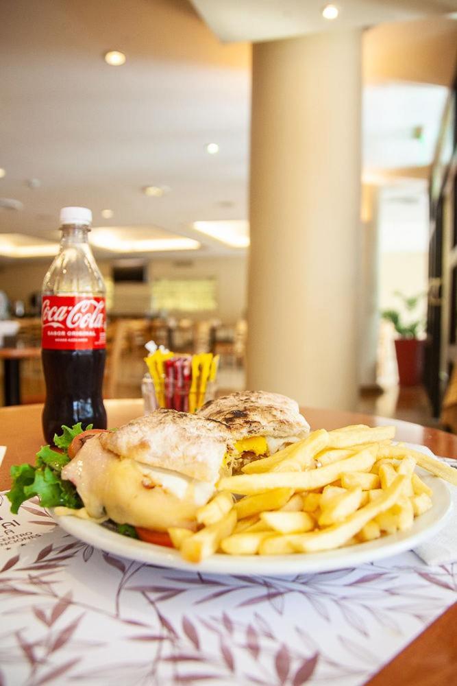 Austral Plaza Hotel Comodoro Rivadavia Exterior photo