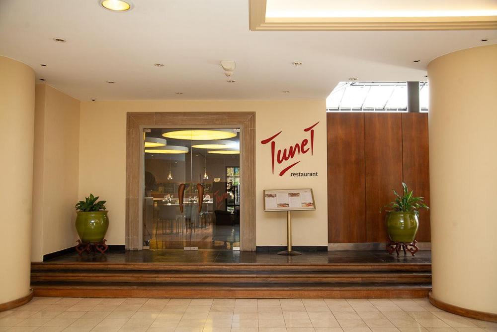 Austral Plaza Hotel Comodoro Rivadavia Exterior photo