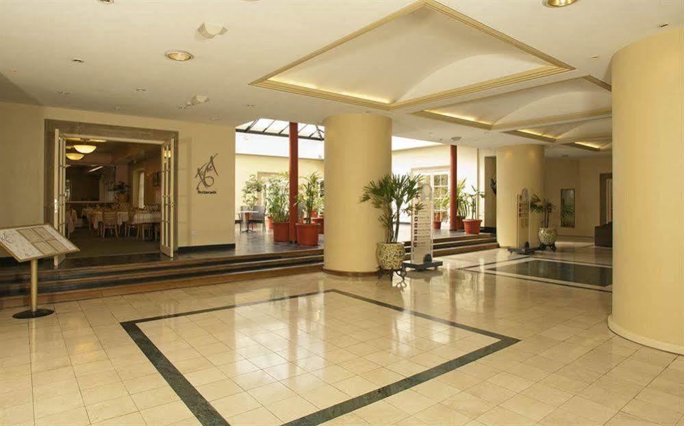 Austral Plaza Hotel Comodoro Rivadavia Exterior photo